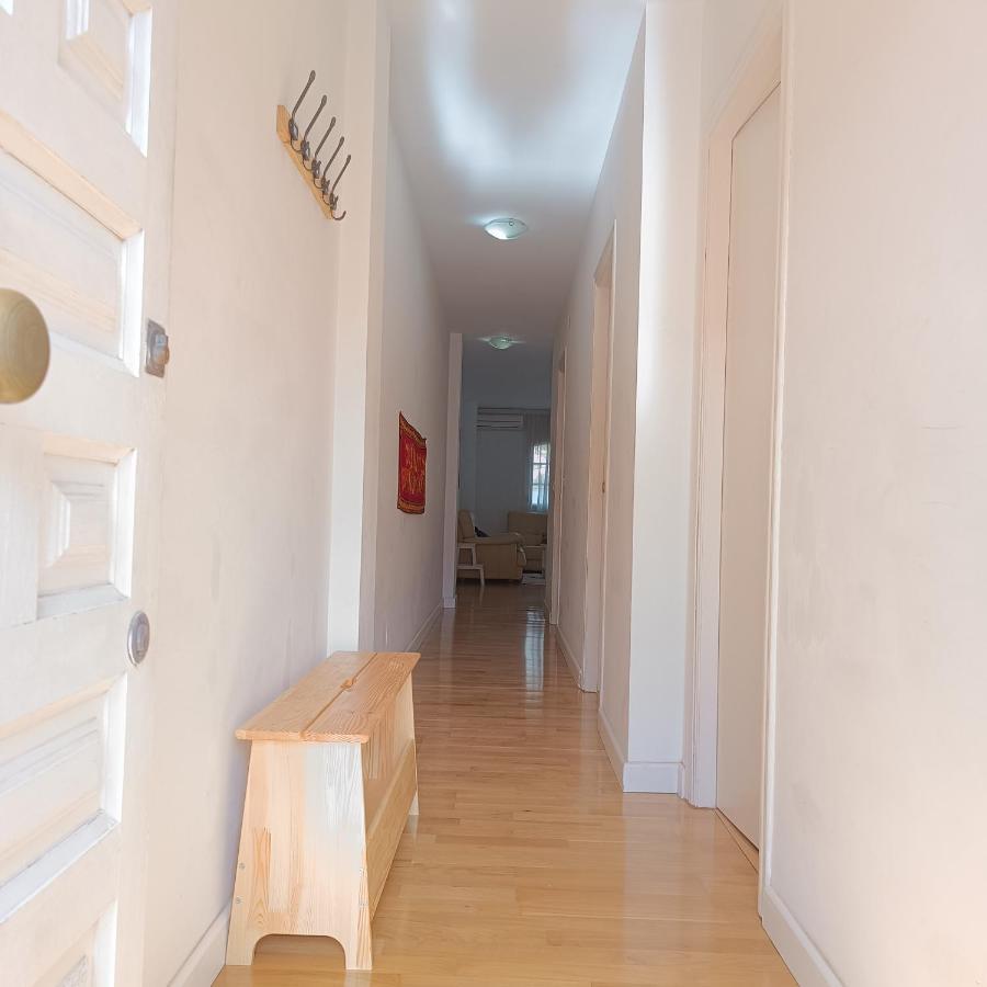 Bolivia Beach Apartments Малага Экстерьер фото