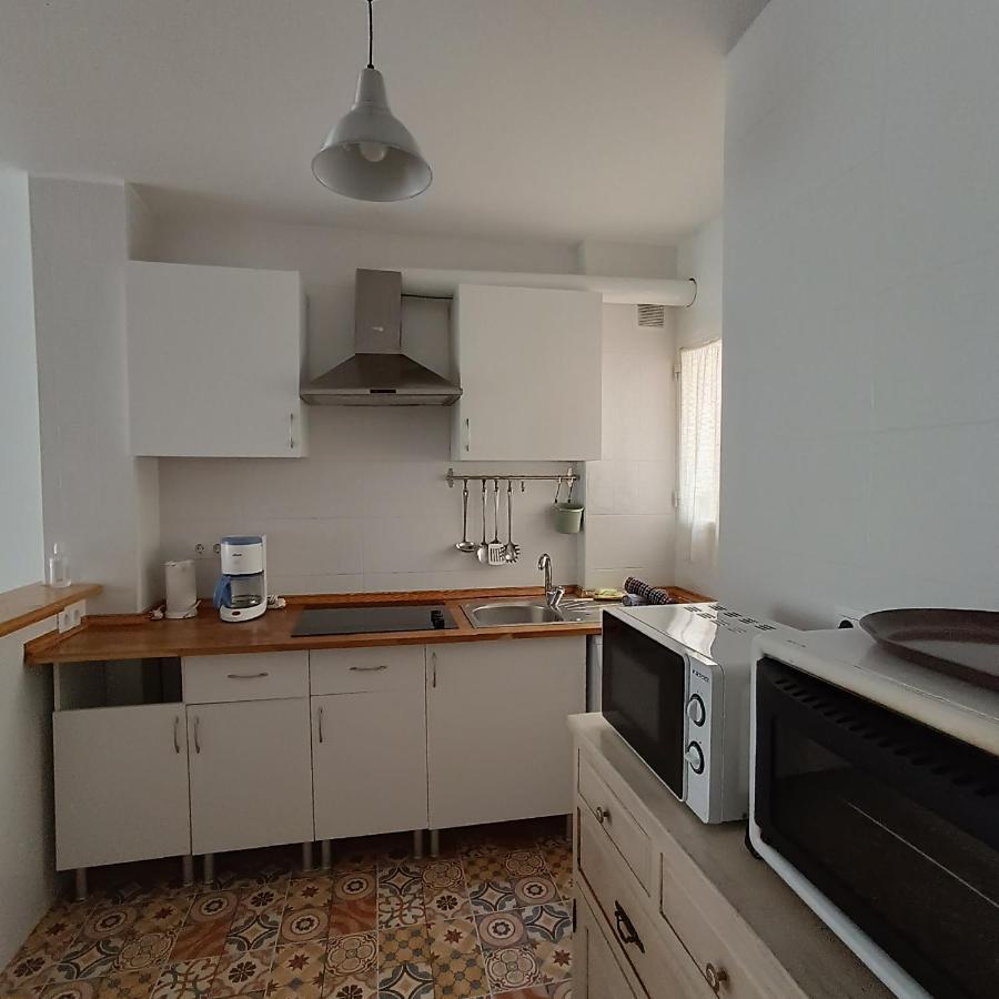 Bolivia Beach Apartments Малага Экстерьер фото