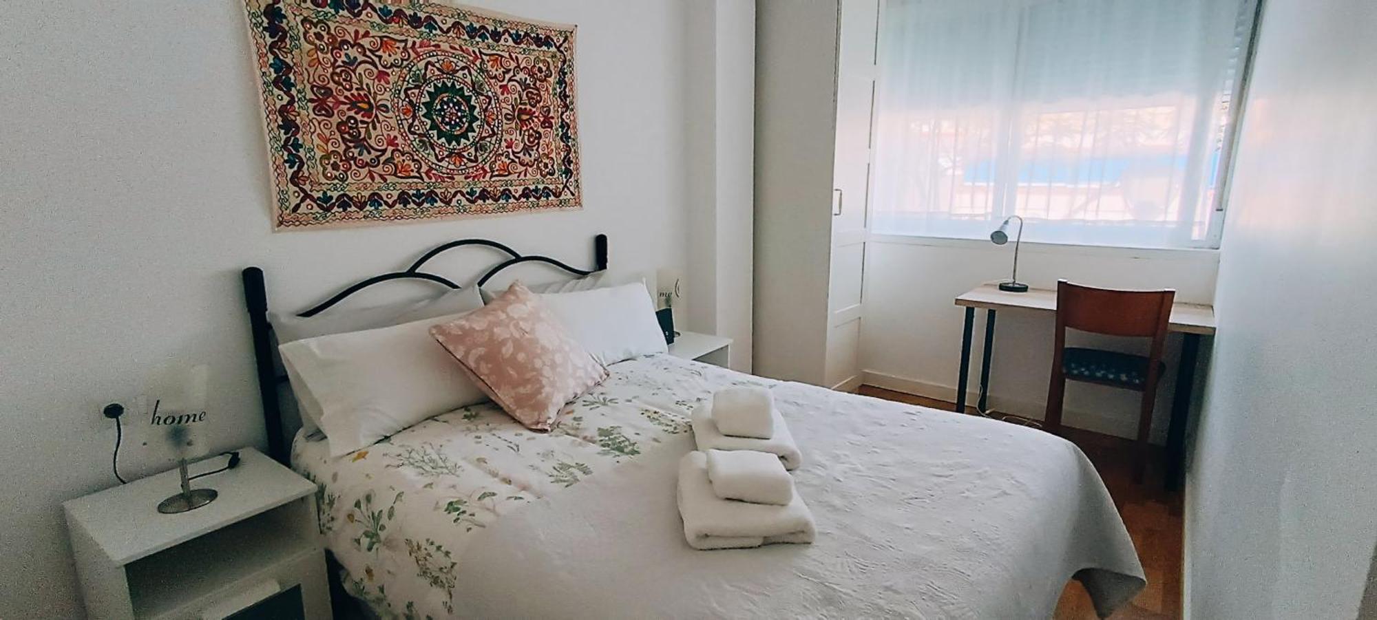 Bolivia Beach Apartments Малага Экстерьер фото